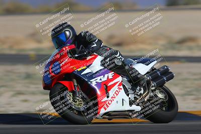 media/Feb-04-2023-SoCal Trackdays (Sat) [[8a776bf2c3]]/Turn 4 (Tree of Life 2pm)/